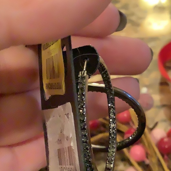 Gorgeous Givenchy Black Cubic Earrings 🖤🖤🖤NWT - Picture 4 of 6